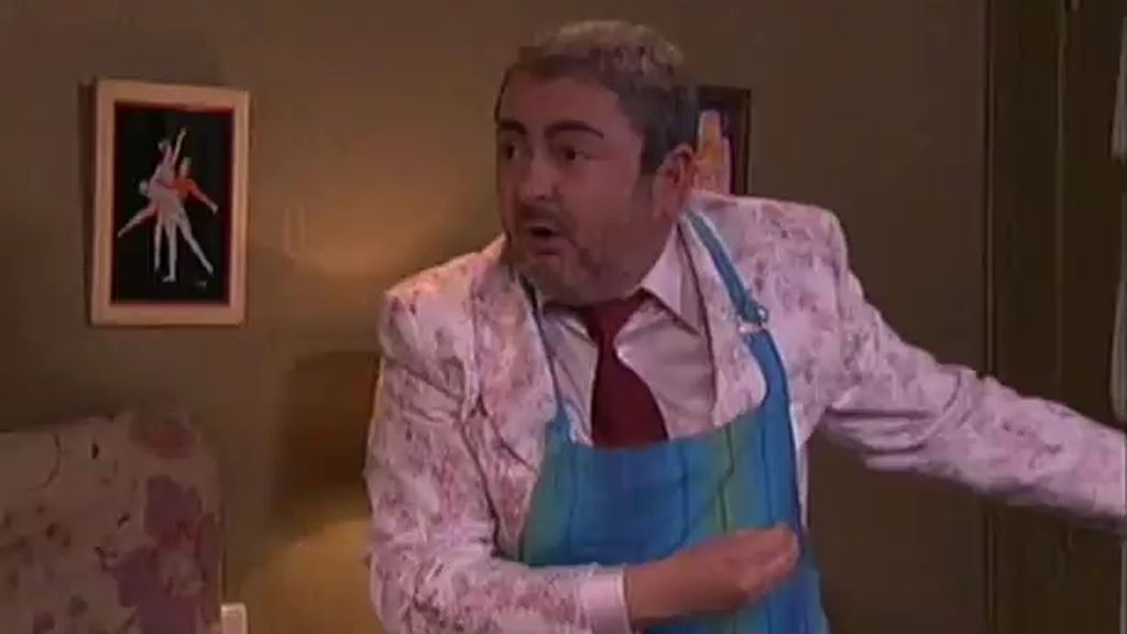 Marina cree que Roberto le engaña con su hermana