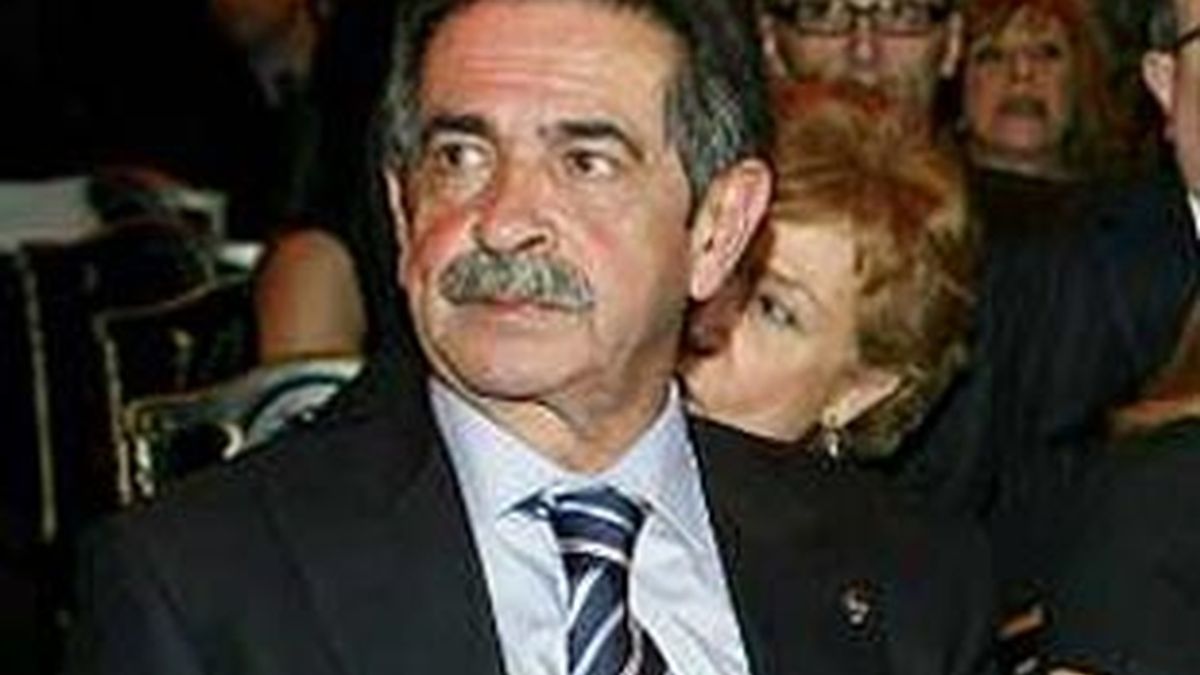 Miguel Ángel Revilla, presidente de Cantabria, "de momento" no se presentará a las elecciones de 2011.