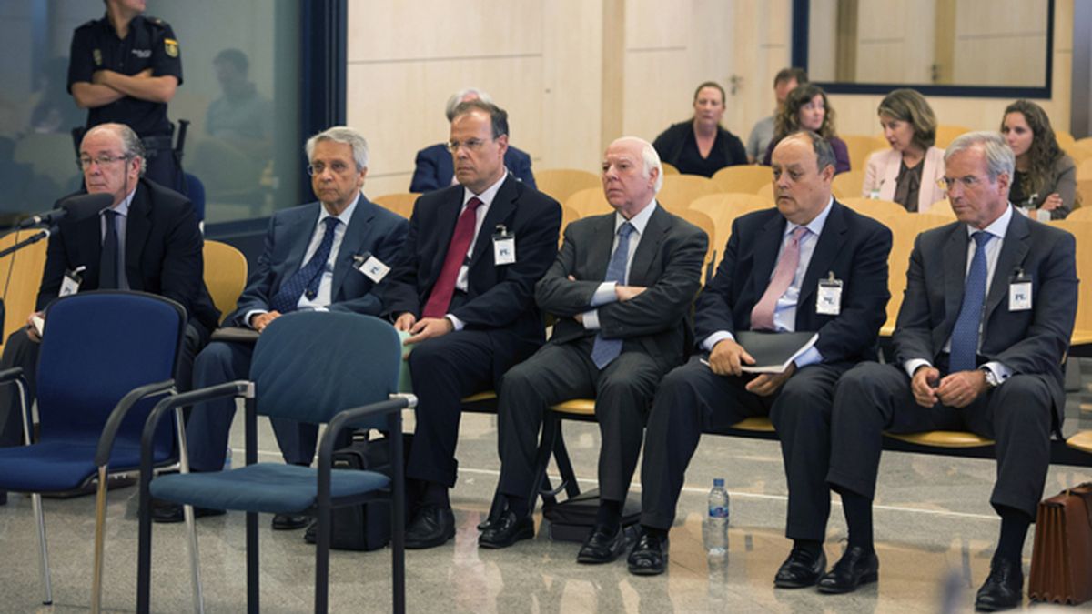 Ingresan en prisión los cinco directivos condenados de Novacaixagalicia Ingresan en prisión los cinco directivos condenados de Novacaixagalicia