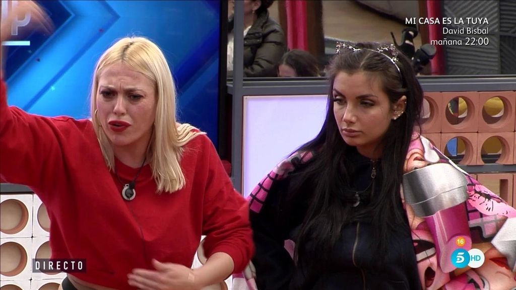 Daniela saca las uñas por Elettra: "Me la suda lo que te haya pasado fuera Toño"