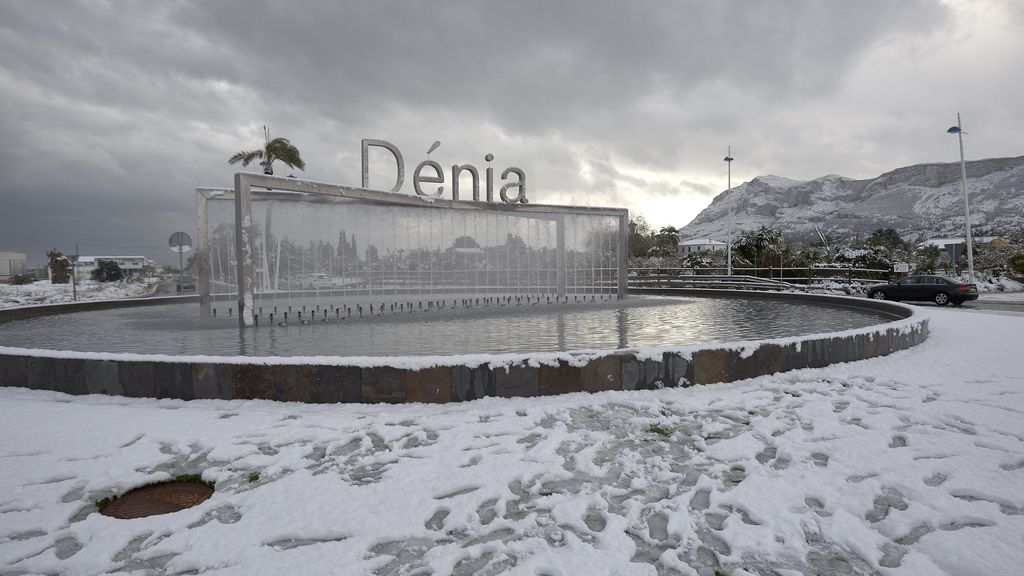 La nieve en España llega a los lugares más inverosímiles