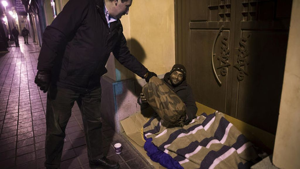 El metro de Valencia acoge a los indigentes en las noches de la ola de frío