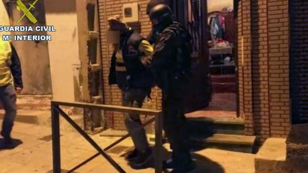 La Guardia Civil detiene en Ceuta a dos personas afines al DAESH