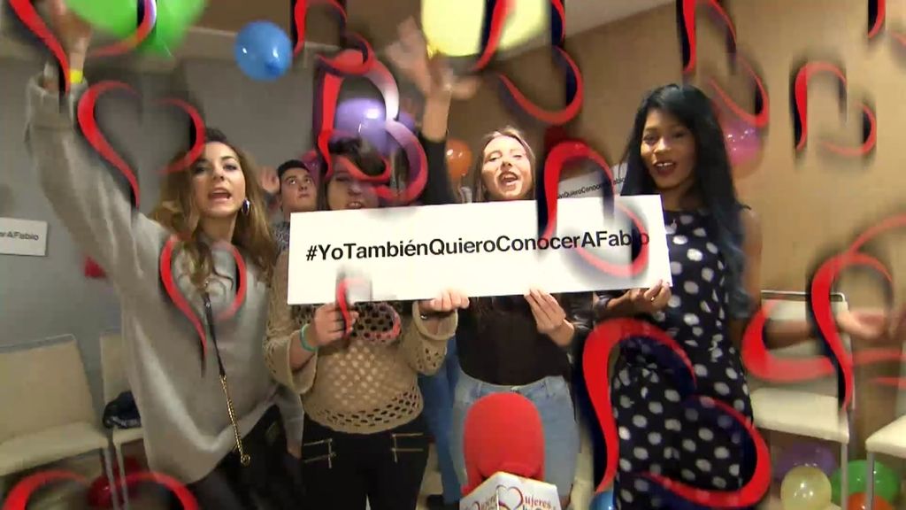 Todas juntas con el hastag #YoTambiénQuieroConocerAFabio