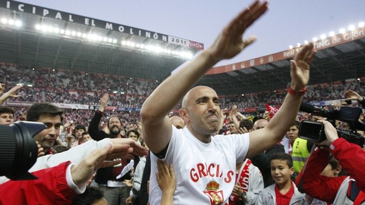Pitu Abelardo, Sporting de Gijon Pitu Abelardo, Sporting de Gijon