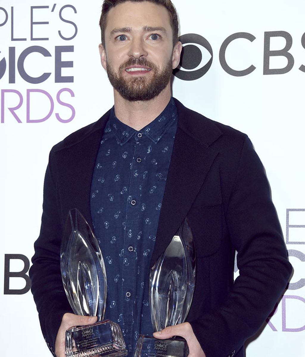 Justin Timberlake recibió el premio a mejor artista masculino