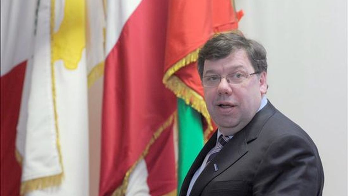 En diciembre pasado, la cumbre de jefes de Estado y de Gobierno acordó, tras una exposición del primer ministro irlandés, Brian Cowen, que se darán garantías jurídicas acerca de que ninguna disposición del Tratado de Lisboa afectará a las competencias fiscales de los países, tampoco a la neutralidad de Irlanda ni a la legislación familiar. EFE/Archivo