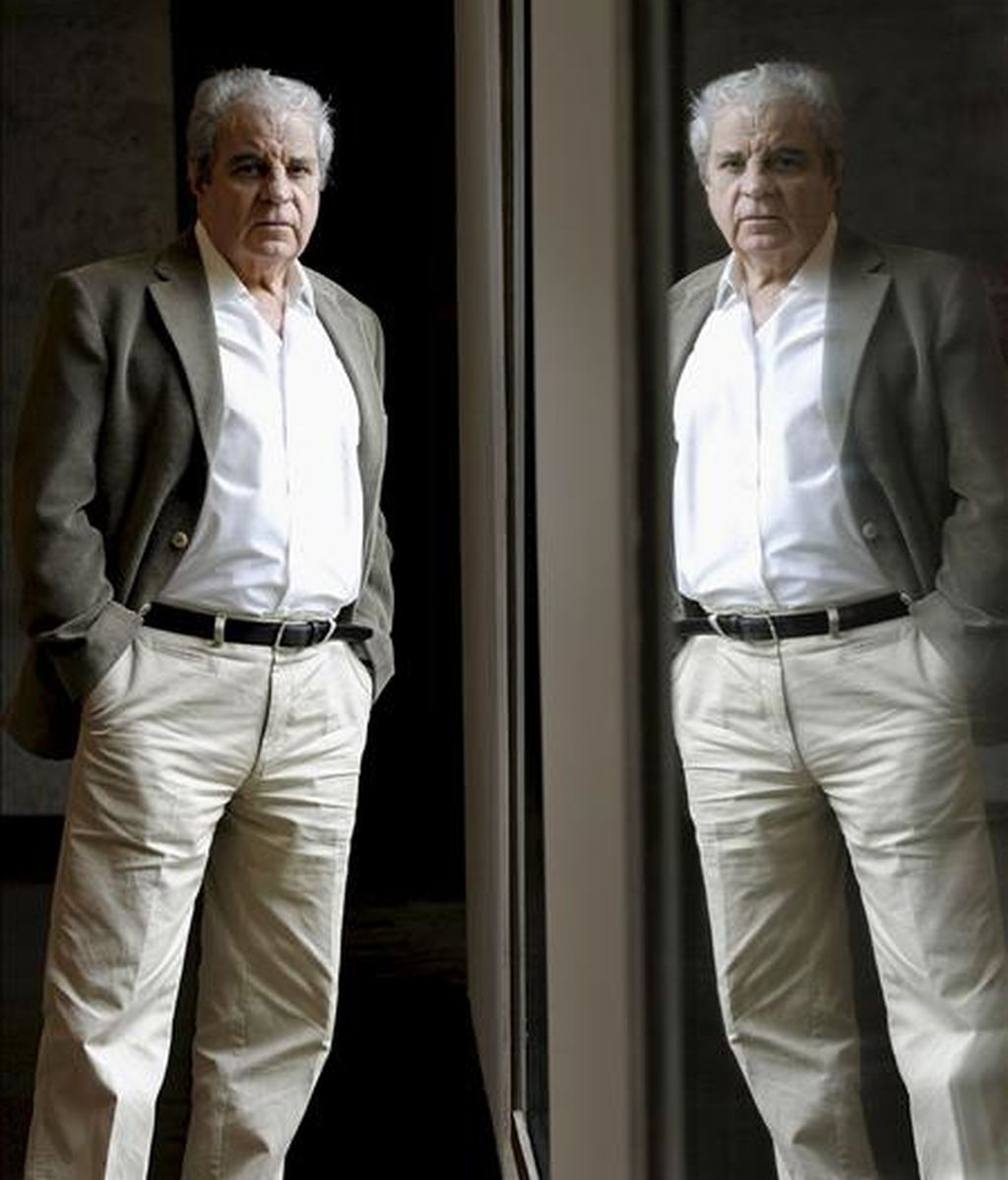 El escritor Juan Marsé, premio Cervantes 2008, analiza las claves de la literatura actual en una entrevista con Efe realizada con motivo de haber obtenido el premio internacional Fundación Cristóbal Gabarrón de las Letras, que recoge hoy en Valladolid. EFE El escritor Juan Marsé, premio Cervantes 2008, analiza las claves de la literatura actual en una entrevista con Efe realizada con motivo de haber obtenido el premio internacional Fundación Cristóbal Gabarrón de las Letras, que recoge hoy en Valladolid. EFE