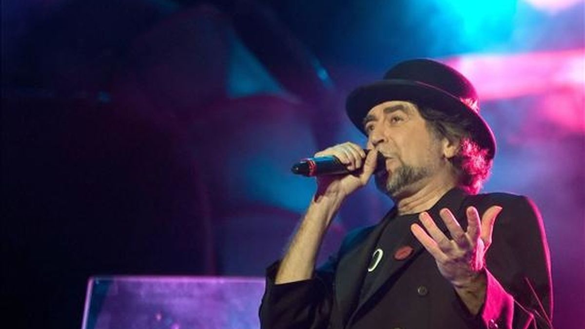 El cantante Joaquin Sabina, durante un concierto en el velódromo Palma Arena de la capital balear. EFE/Archivo