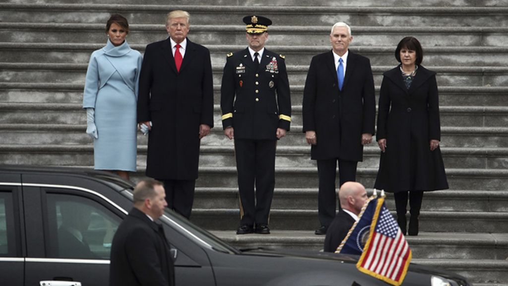 Donald Trump se prepara para iniciar el desfile