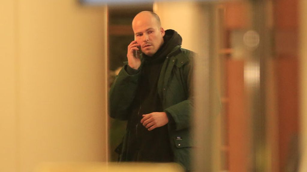 Madre, tía y hermano, los primeros en llegar