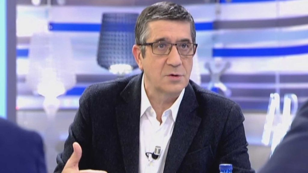 Patxi López: “El PSOE no debe mirar ni a la derecha ni a la izquierda”