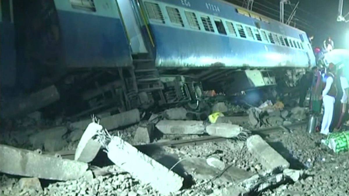 Accidente ferroviario India