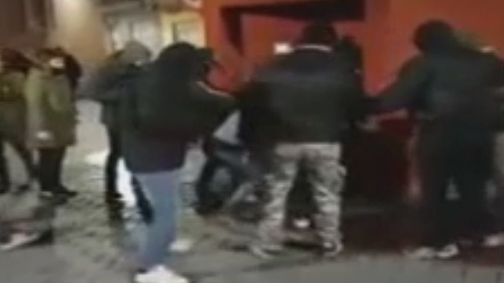Una cámara de seguridad capta el momento del ataque a la joven de Murcia