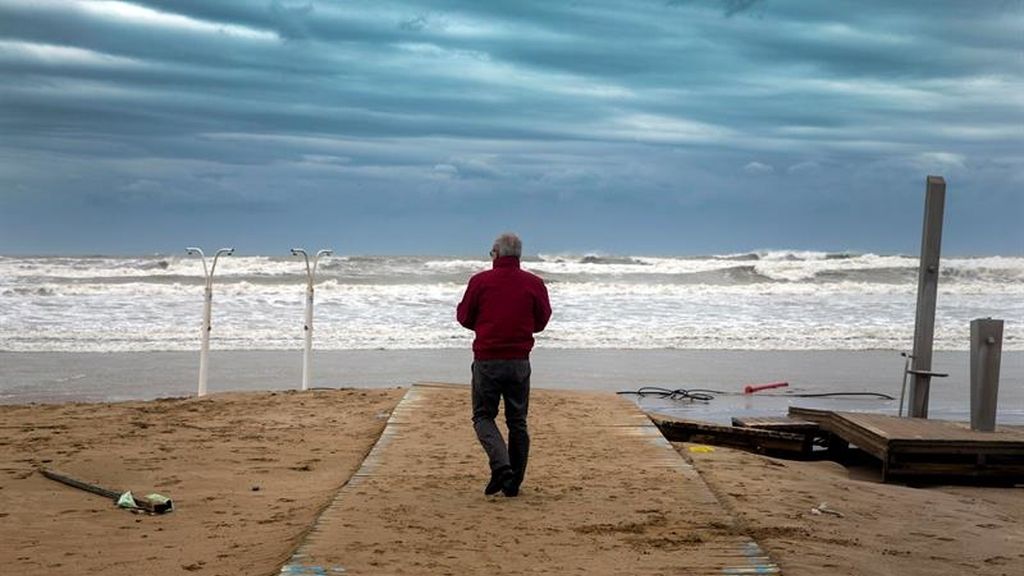 Destrozos en el litoral valenciano tras el paso del temporal