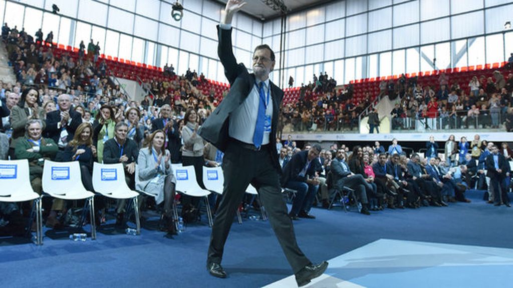 Rajoy clausura el Congreso sin vislumbrar límites ni sucesores a su mandato