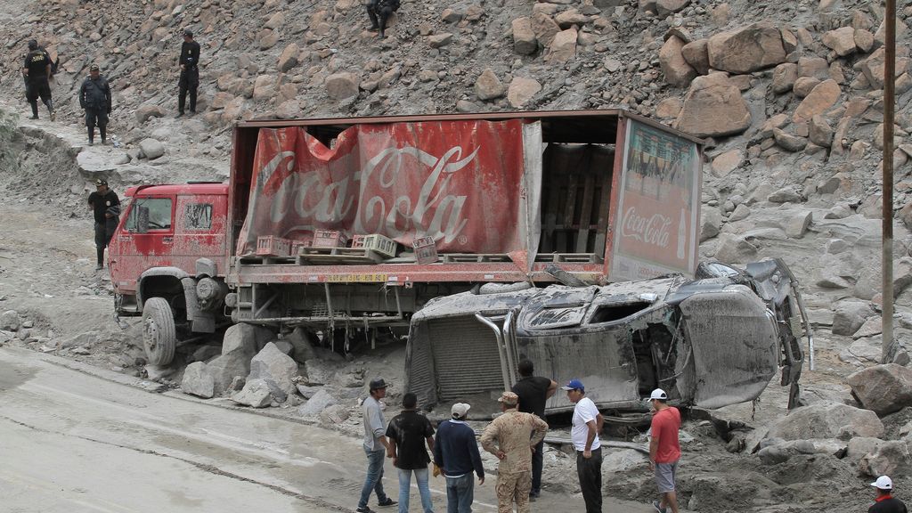 Fallecen los tres ocupantes de un coche arrastrado por una riada en Perú