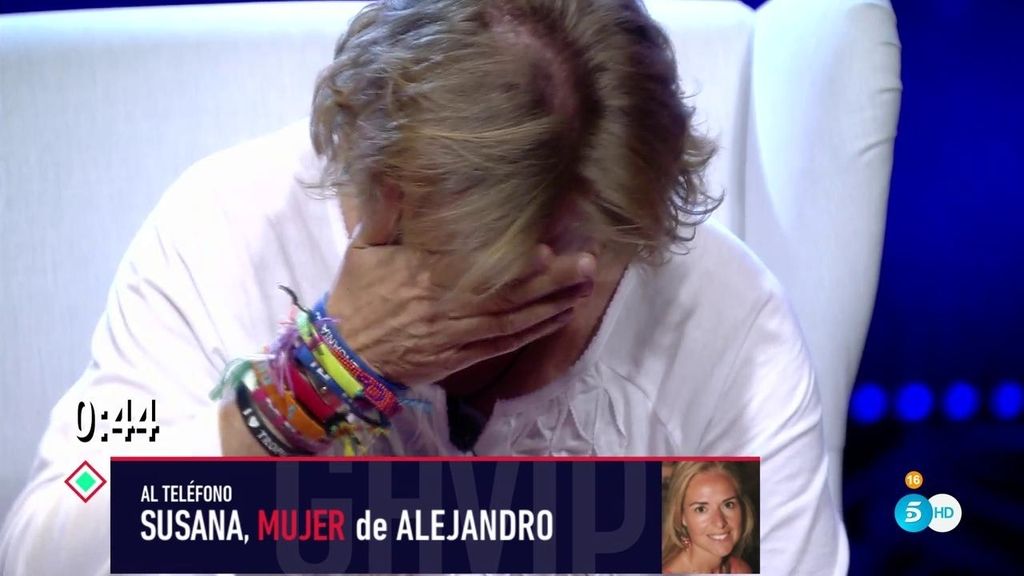 Alejandro Abad, roto entre lágrimas tras la llamada de su mujer y sus hijos
