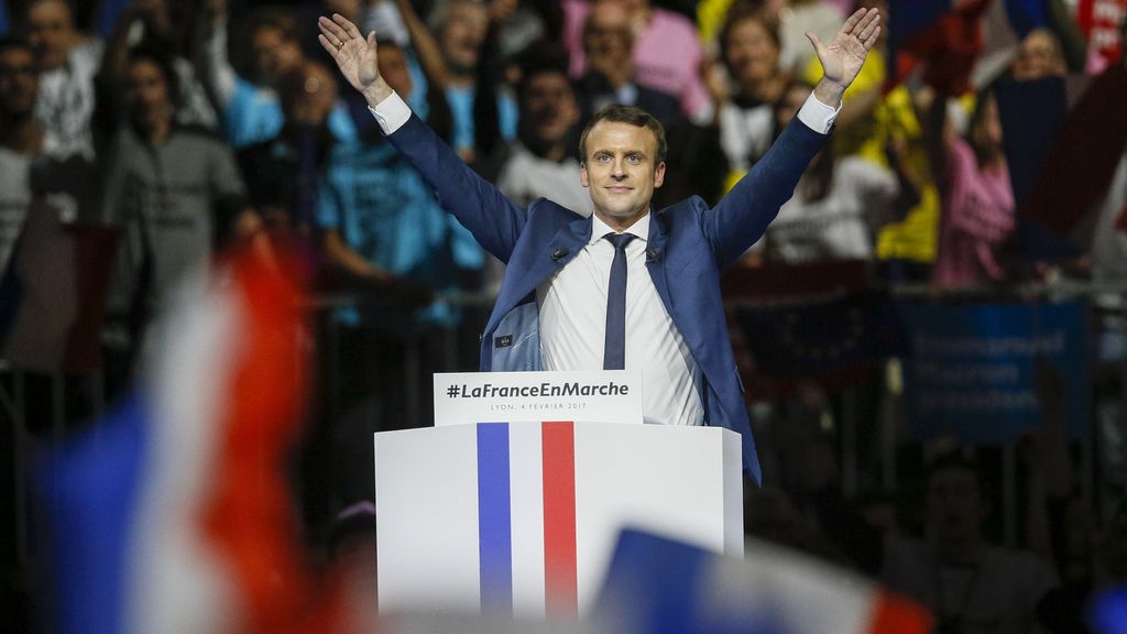 Macron, favorito en la carrera al Elíseo