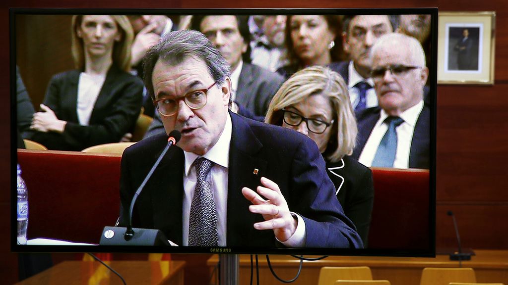 Por primera vez, un presidente de la Generalitat, en el banquillo