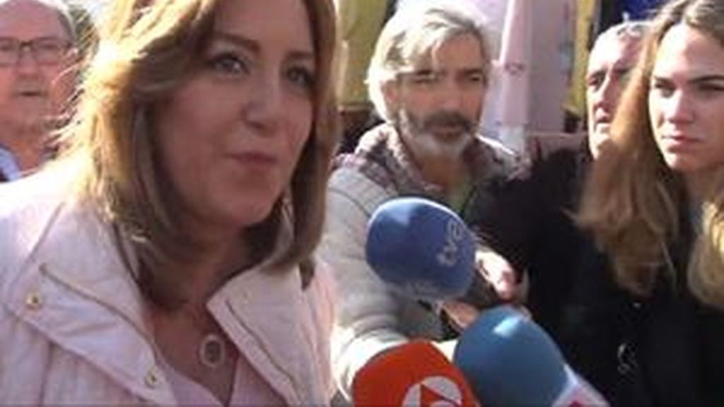 Susana Díaz dice que "ahora no toca" hablar de liderazgos en el PSOE