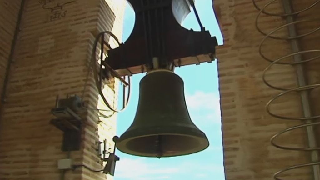 Las campanas de la Iglesia de San Nicolás no sonarán hasta que bajen los decibelios