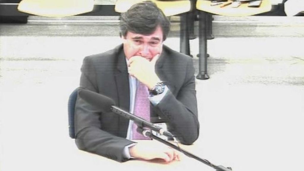 Un imputado en la Gürtel rompe a llorar durante su declaración ante el tribunal