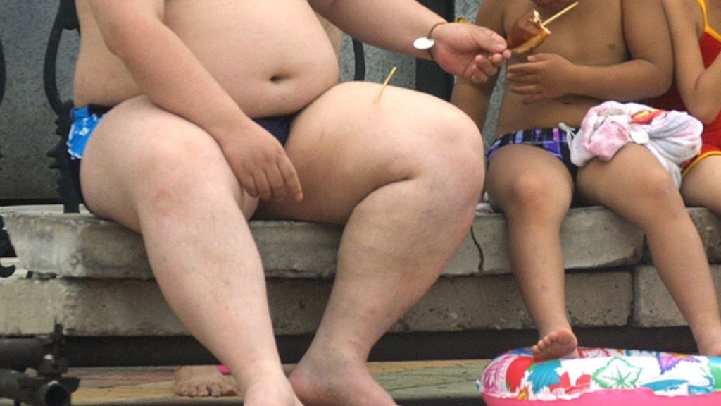 Los obesos deberían barrer y fregar más para mejorar su salud