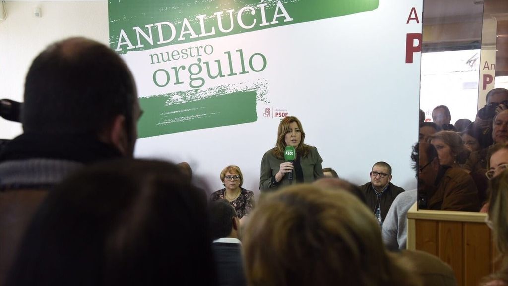 Susana Díaz da la bienvenida a la candidatura de Pedro Sánchez