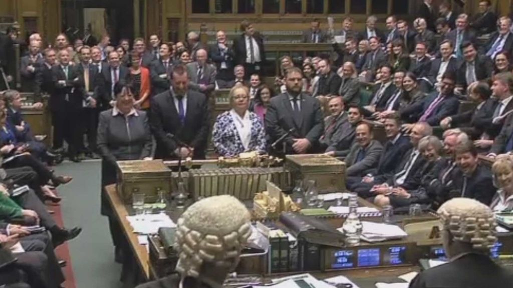 El brexit pasa el primer trámite parlamentario con holgada mayoría
