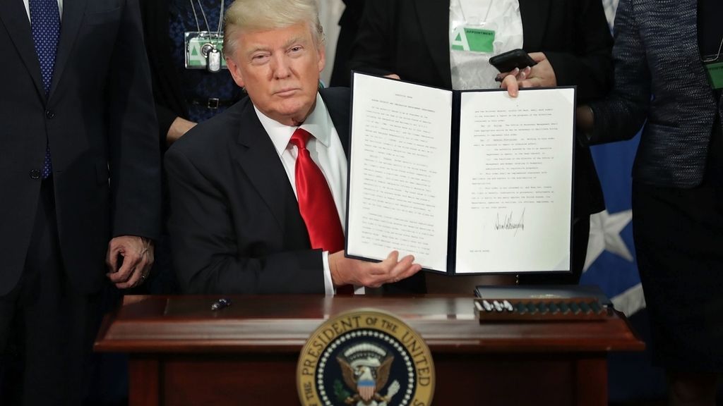 Trump: "Una nación sin fronteras no es una nación"