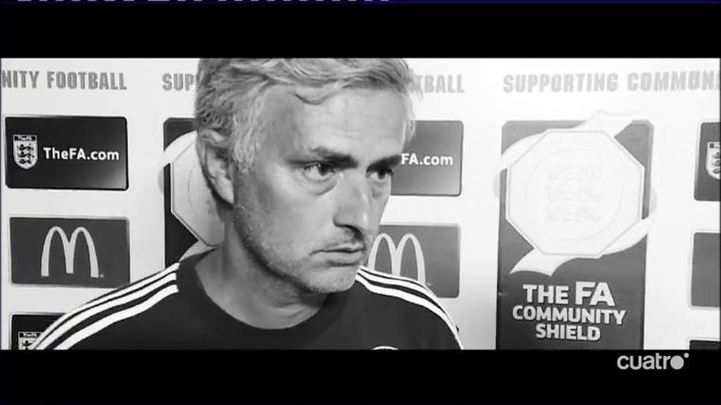 Mourinho sigue haciendo de las suyas, esta vez ‘regala’ su “medalla de perdedor”