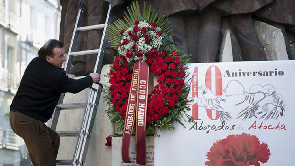 El recuerdo a las víctimas sigue vivo 40 años después de la 'matanza de Atocha'