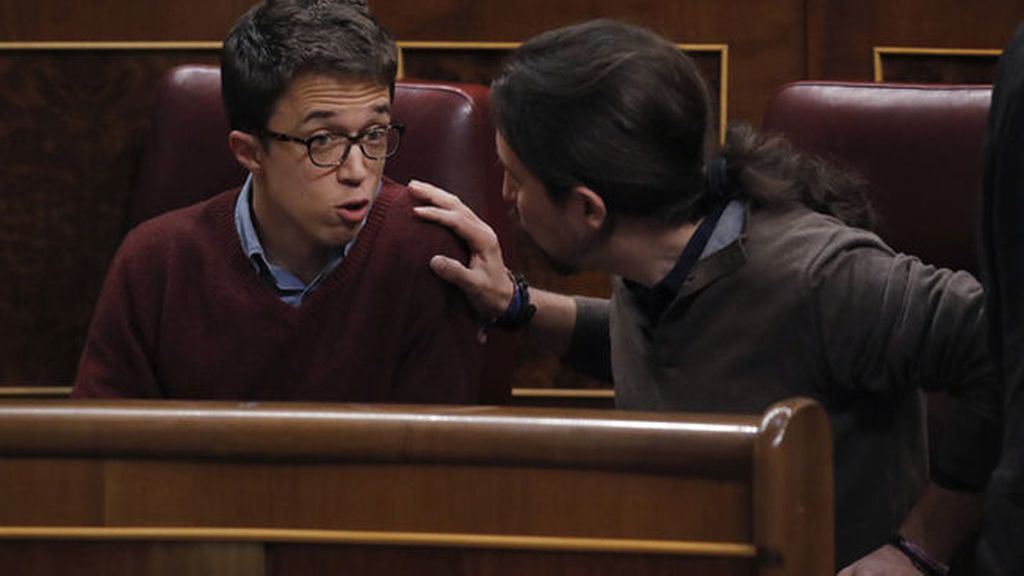 La discusión entre Pablo Iglesias y Errejón, protagonista del Pleno del Congreso
