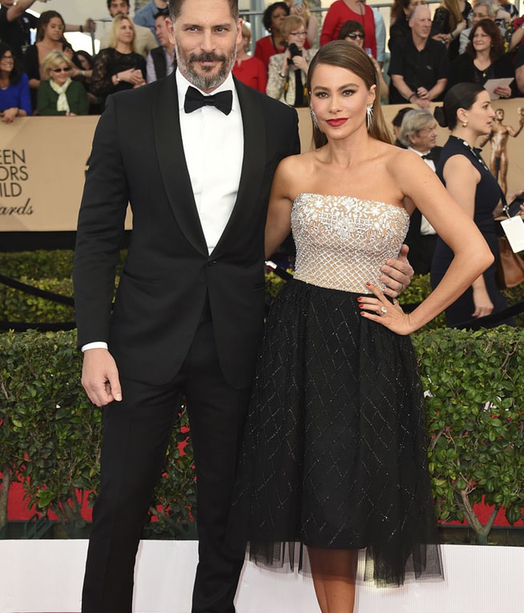 Sofía Vergara, acompañada de su marido, lució un diseño de Zuhair Murad