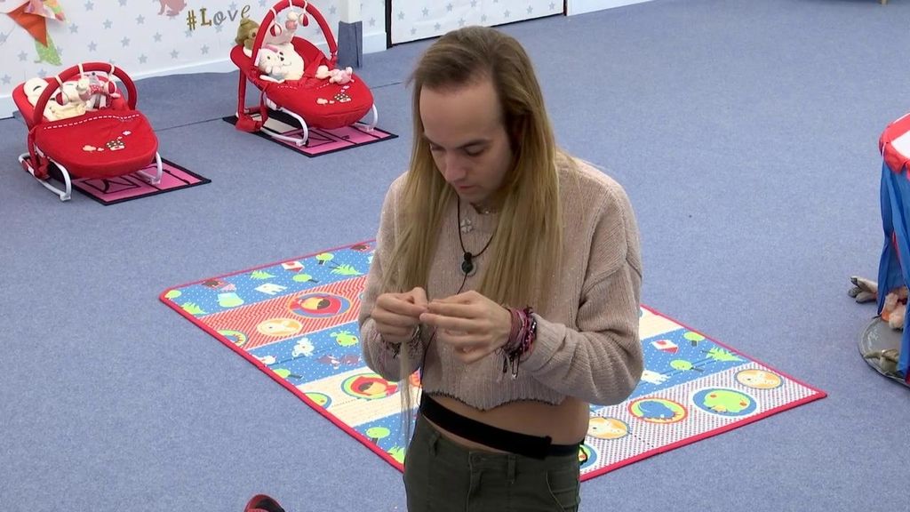 “Es la maldición de ella…"