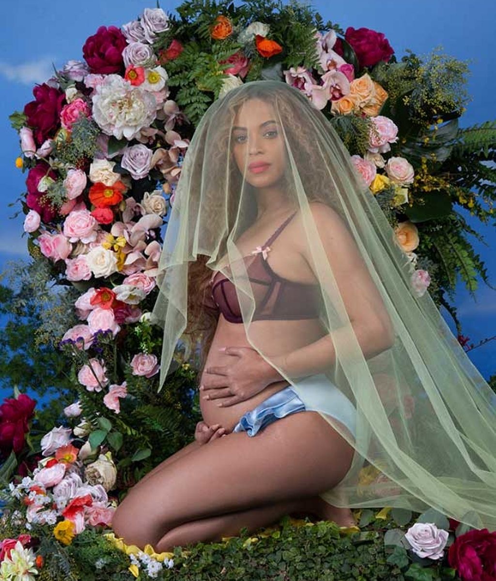 Beyoncé luce tripita de gemelos