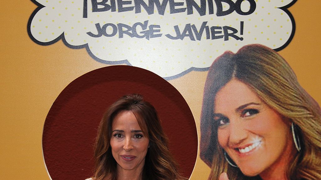 Posan con sus mejores sonrisas al grito de ¡Bienvenido!