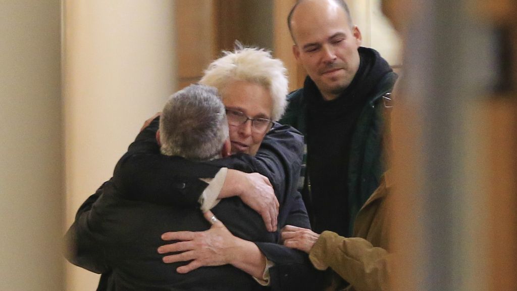 Familiares y amigos despiden a la modelo