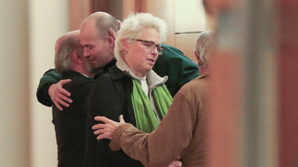 Familiares y amigos despiden a la modelo