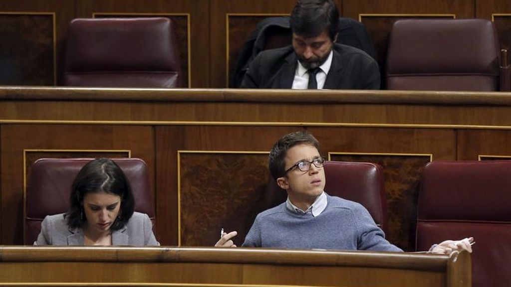 Los diputados de Podemos cambian de lugar en el Congreso: Errejón a la segunda fila