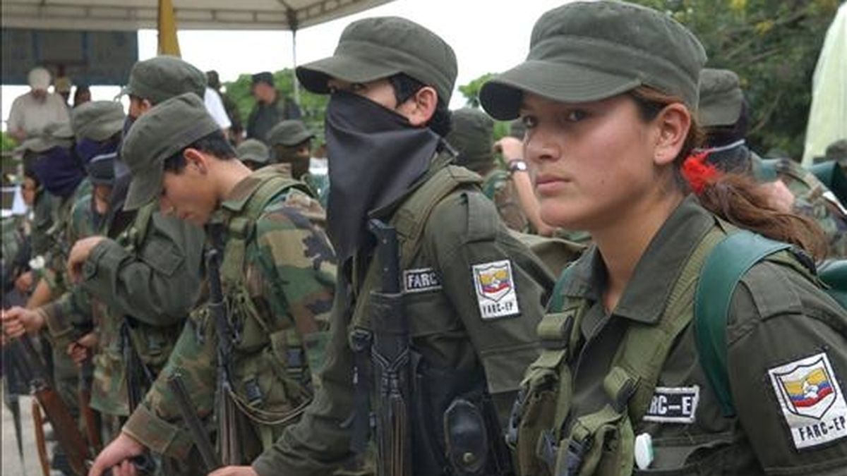 En un comunicado publicado en la página de Internet de ANNCOL, las FARC solicitan a los mandatarios de América que trabajen "por proteger a la población civil de los efectos de la confrontación militar". EFE/Archivo