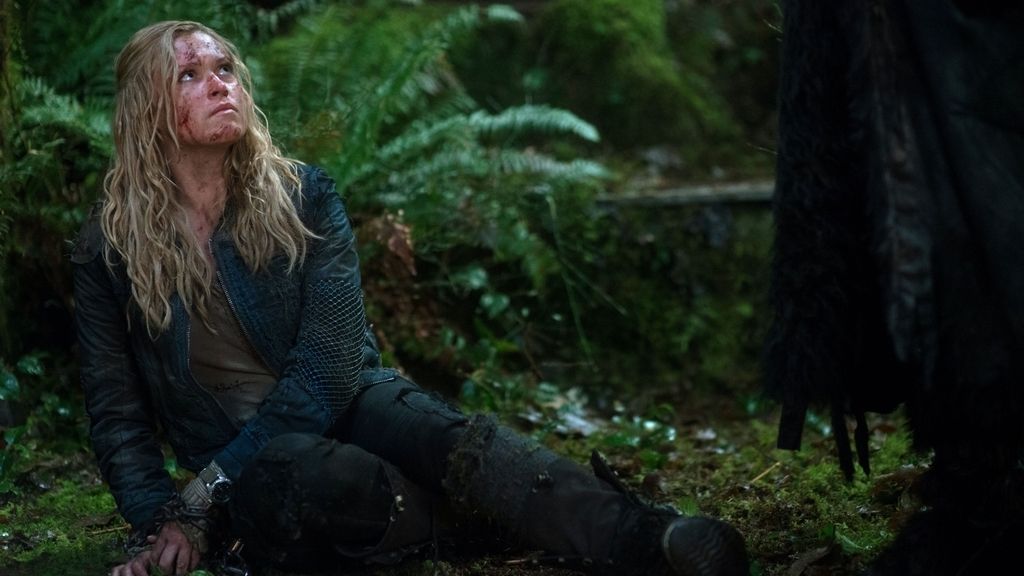 Un grupo de jóvenes delincuentes emprende la recolonización de la Tierra, en 'Los 100'