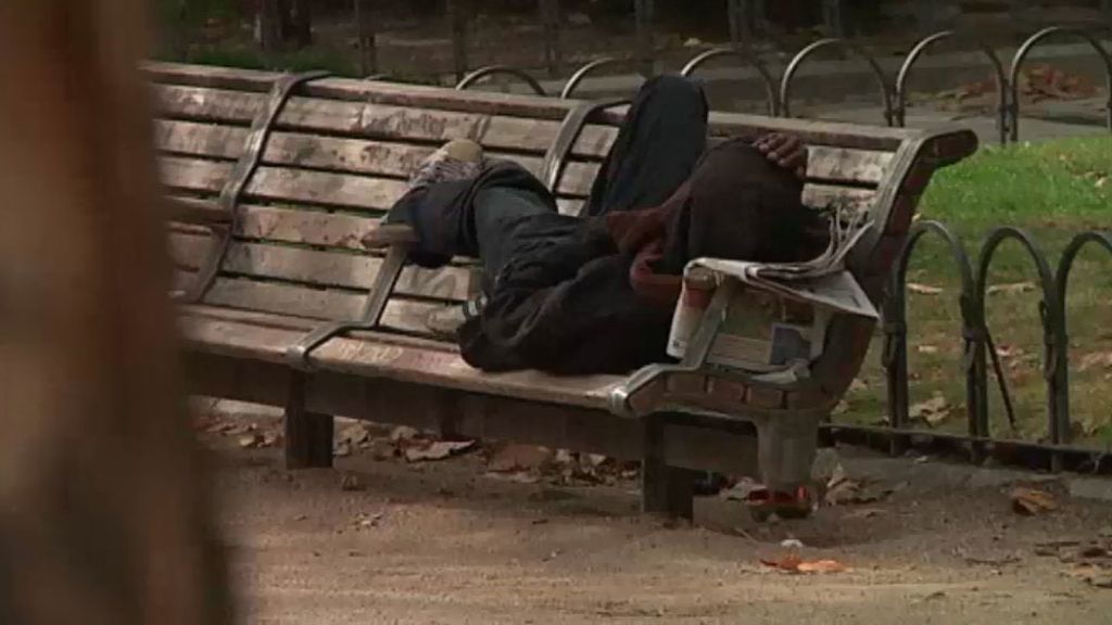 Callejeros se acerca a personas que 'pasan hambre'