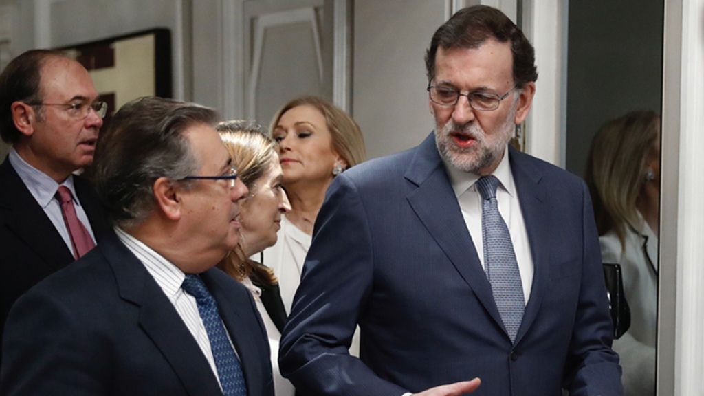 Rajoy le recuerda a Homs "la buena salud de España" y que está sometido a la ley