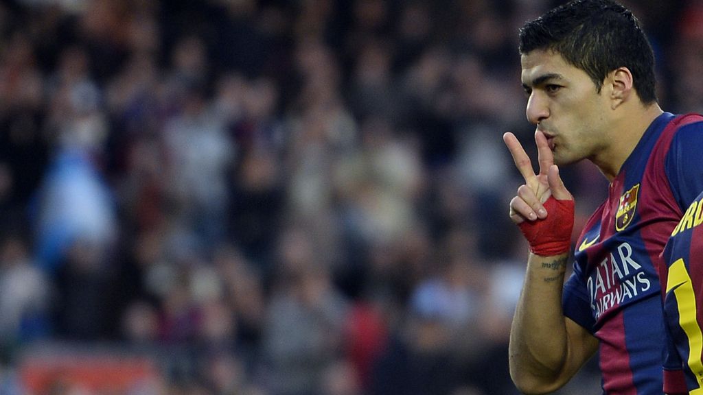 Luis Suárez sigue negado ante la portería: pelea, lucha pero… no mete una