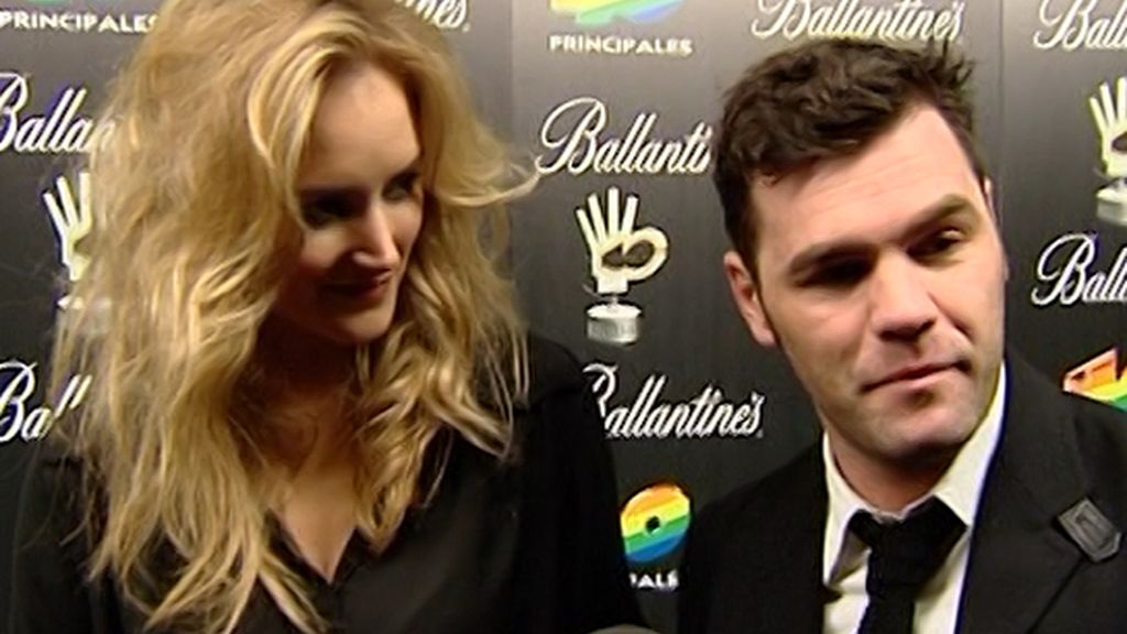 Enrique y Shakira, los 'más mejor' de los Premios 40