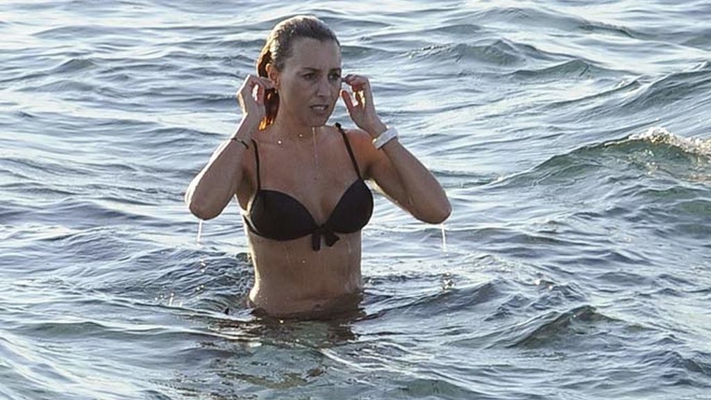 Berta Collado en Ibiza con... otro