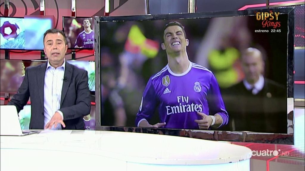 El Real Madrid pierde en Mestalla con dos goles del Valencia en diez minutos