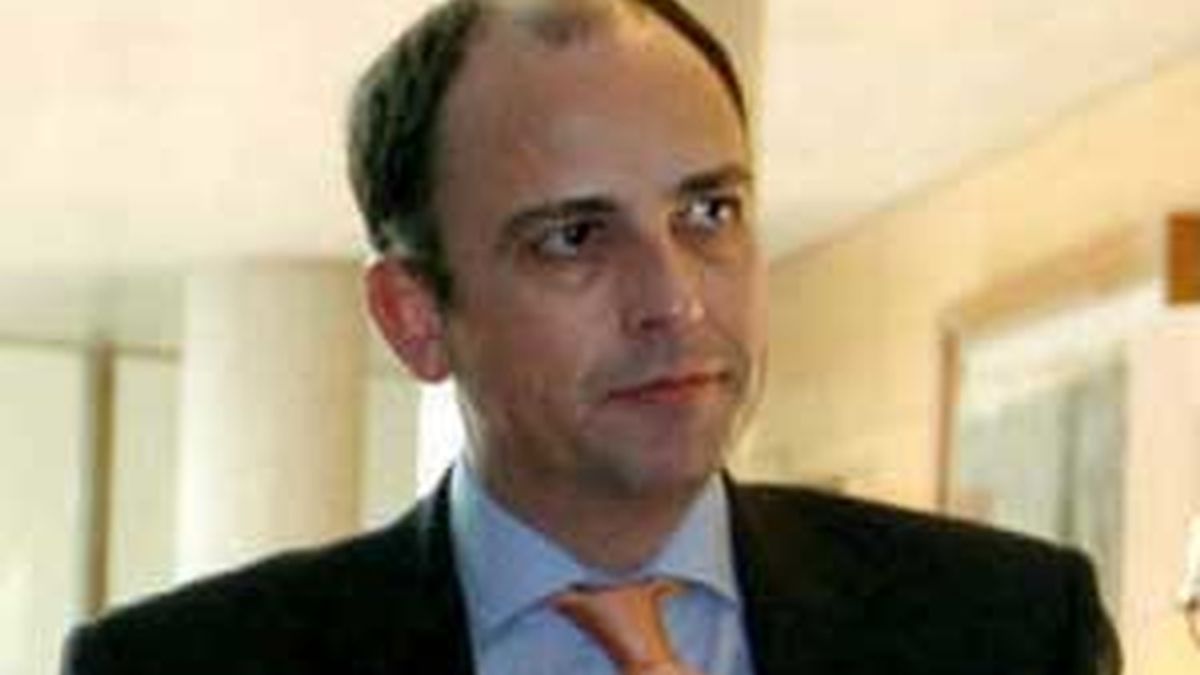 Martín Vasco presentó su dimisión al Grupo Parlamentario para que el hecho de estar inmerso en un procedimeinto judicial no afecte al grupo popular. Vídeo: ATLAS Martín Vasco presentó su dimisión al Grupo Parlamentario para que el hecho de estar inmerso en un procedimeinto judicial no afecte al grupo popular. Vídeo: ATLAS